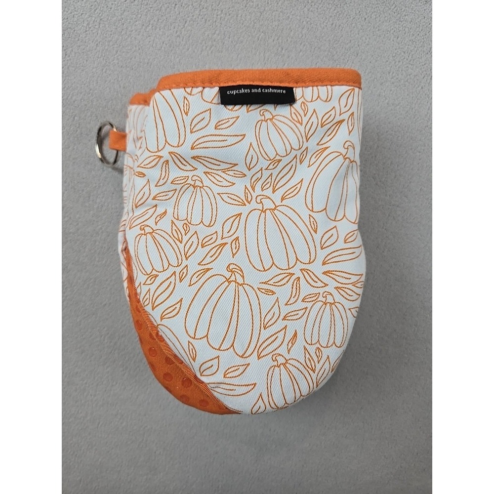 Cupcakes and Cashmere Pumpkin‎ Mini Oven Mitts Set of 2 Fall Thanksgiving NWT